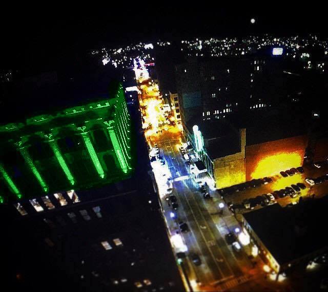 DowntownHWV's tweet photo. The West Virginia Building will be lit green tonight for Muscular Dystrophy awareness. #LIUG #LightItUpGreen #HuntingtonWV
Photo: Joe Murphy/Murphy Media https://t.co/7u53Qk6MGL