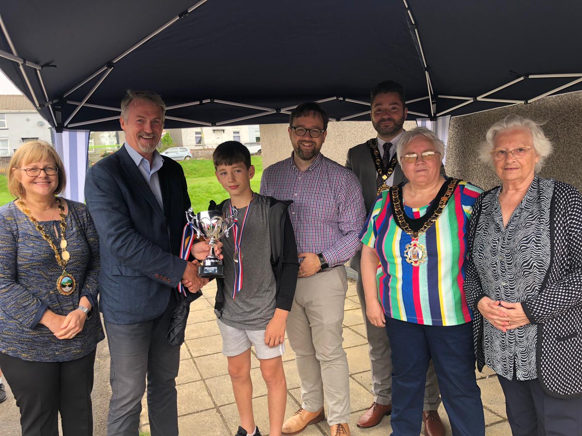 CPJElmore's tweet photo. Huge congratulations to all of the competitors in today's annual #Evanstown fun run.
ππββοΈ Many thanks to #GilfachGoch Community Council for organising this brilliant event again this year - it somehow gets better and better every year! https://t.co/zpdw7OPgJe