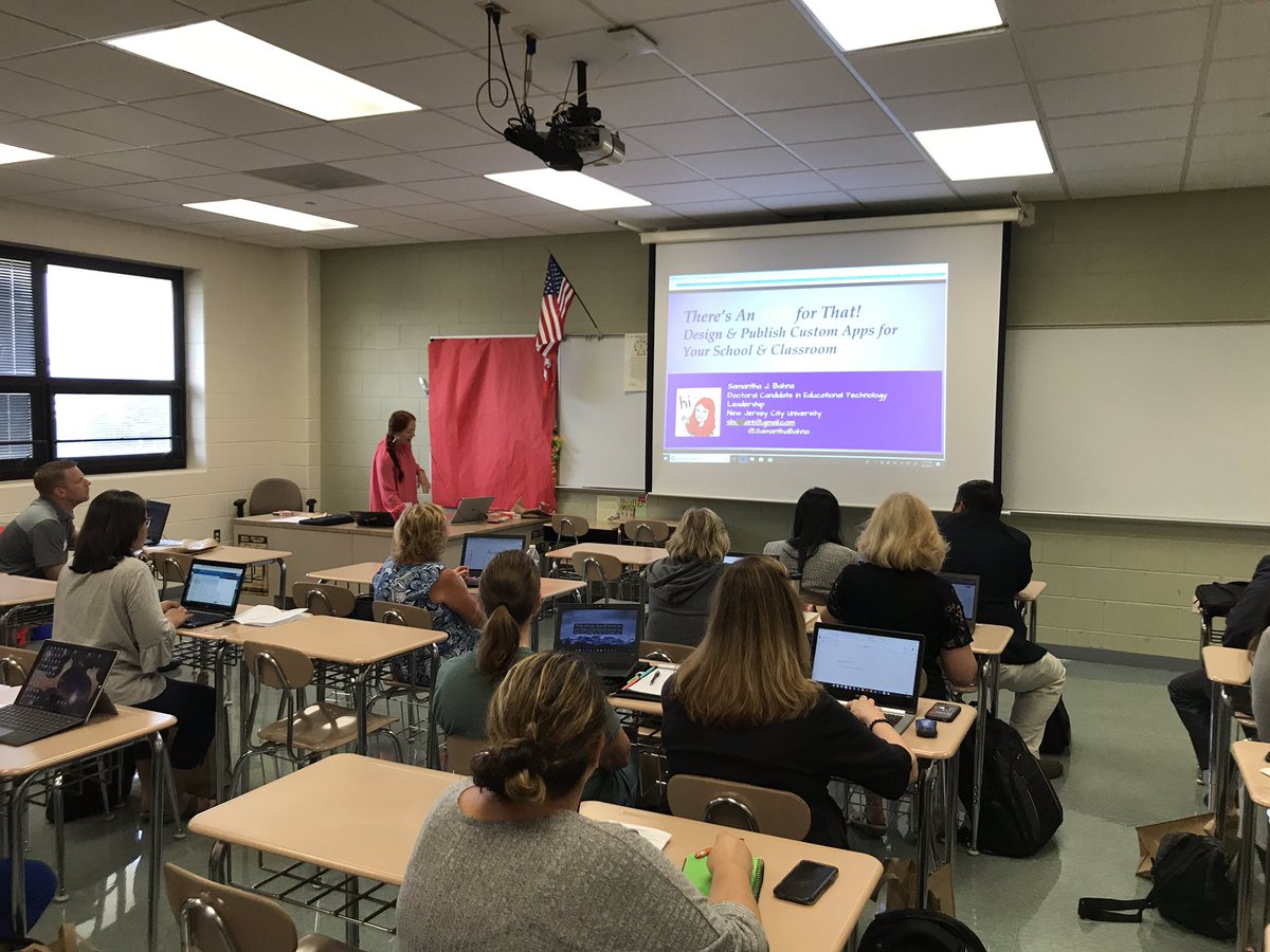 CopperHillES's tweet photo. Great learning today! Thank you to all who coordinate efforts for PD! #hcedtech19 #hcedtechfest #frsd https://t.co/QmtkDfKvqr