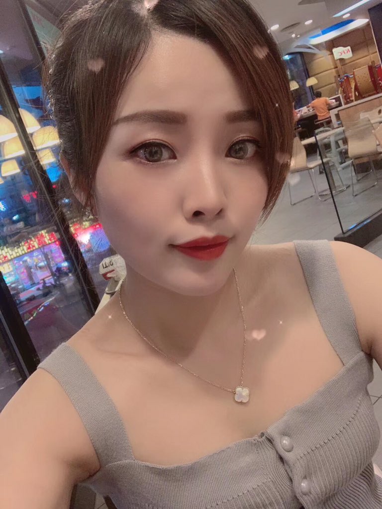 mimisupervip's tweet photo. 七夕了，想我了？ https://t.co/YrjQ8S8O5p