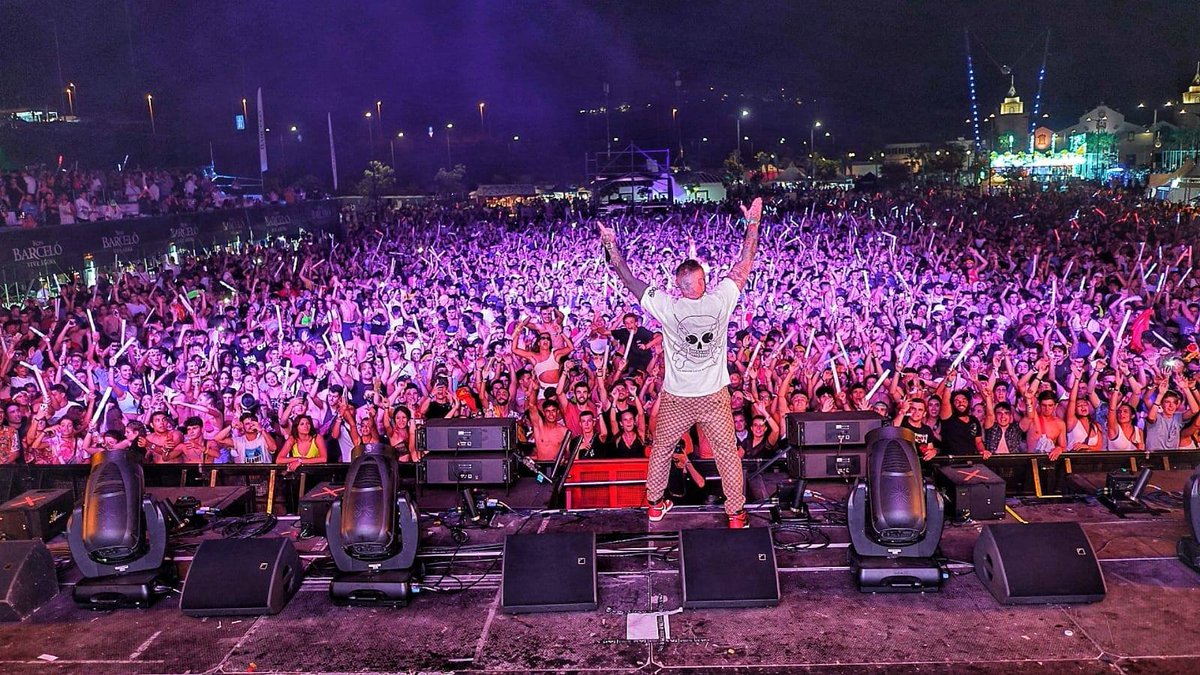 Así vivimos, en palabras, el 5º Aniversario de <a href="/losalamosbeach/">Los Alamos Festival</a> 

No todo iba a ser vídeo... :)

madridedm.com/vivimos-5-aniv…