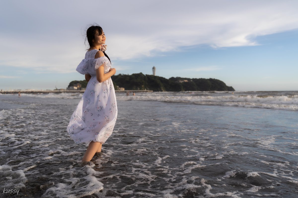hussy34's tweet photo. 2019.8.7 #マシュマロ撮影会 @ #江の島
#咲羅レイン さん @_rain_sakura
じゃりじゃり
お礼と速報
風の強い中海に入り荷物も体もじゃりじゃりでしたが、ありがとうございました😃
お陰様で #海ポトレ という雰囲気の写真を撮ることができました。
睡眠は取って、お体お気をつけくださいね💤
#Roins https://t.co/3bqPNjIPRk