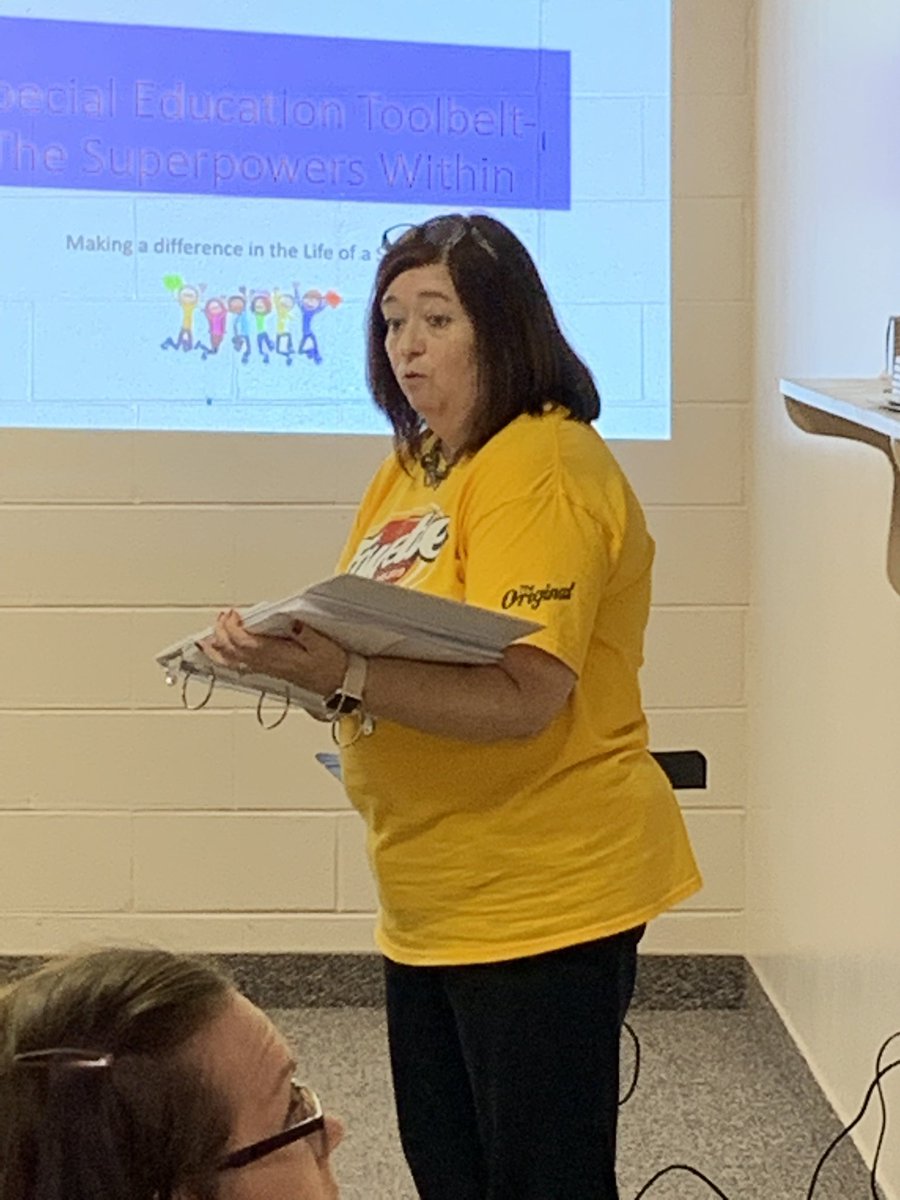 Quin_Tate's tweet photo. It’s so Wonderful seeing my friend @Kathywoods51 in her element 💫 #fcpspipeline19 #LeadKathyLead 🥰 #SPEDworld 🌎 @suptking @FcpsTeam https://t.co/VI7DGvrjGx
