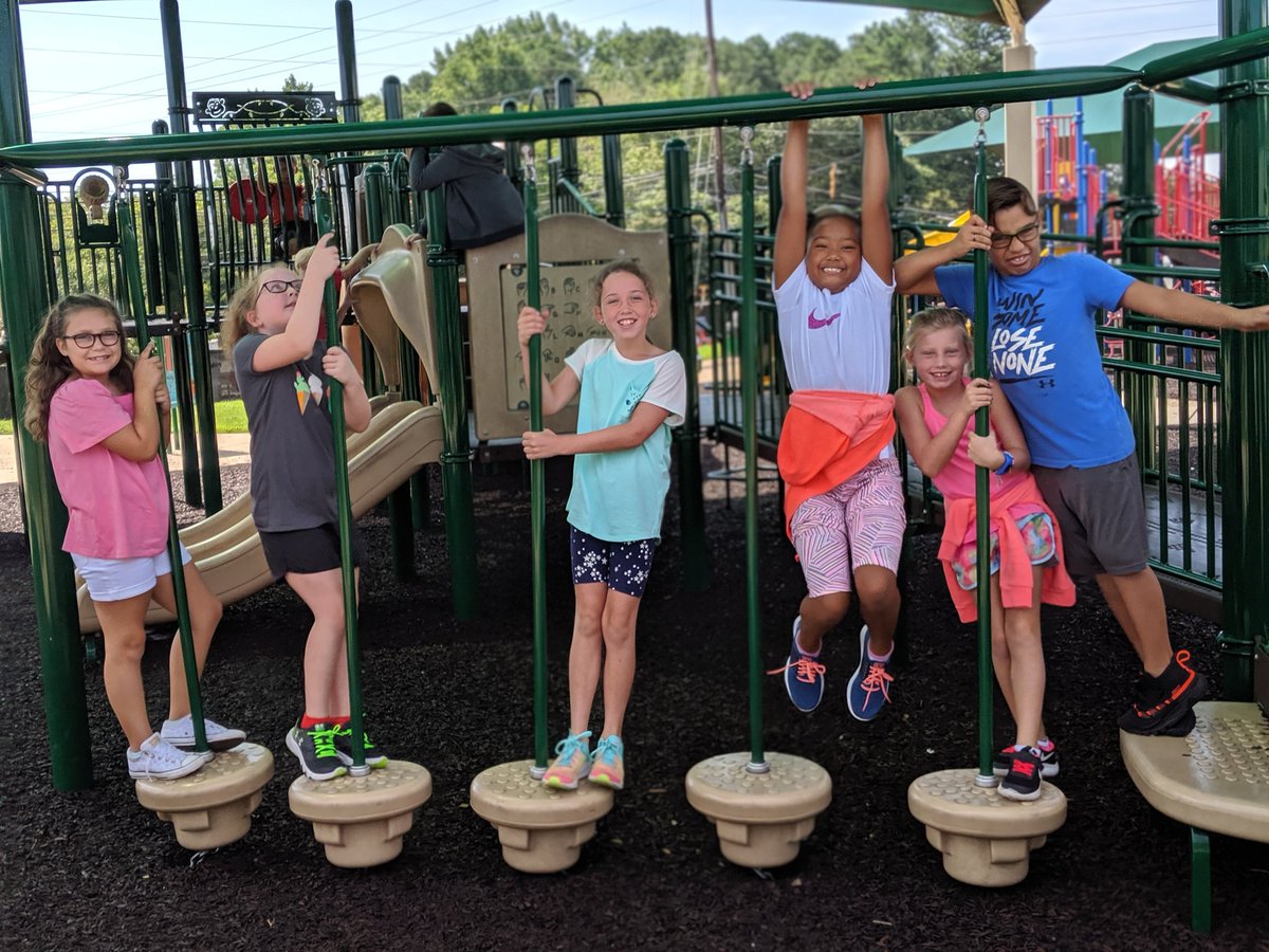 MrsSharrock's tweet photo. Wonderful Wednesday ❤️ #tbirdfam https://t.co/ebNFCWf5zE