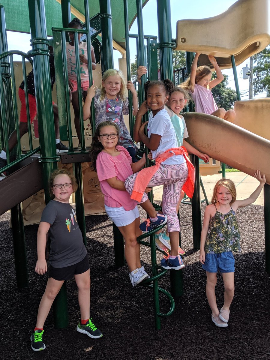 MrsSharrock's tweet photo. Wonderful Wednesday ❤️ #tbirdfam https://t.co/ebNFCWf5zE