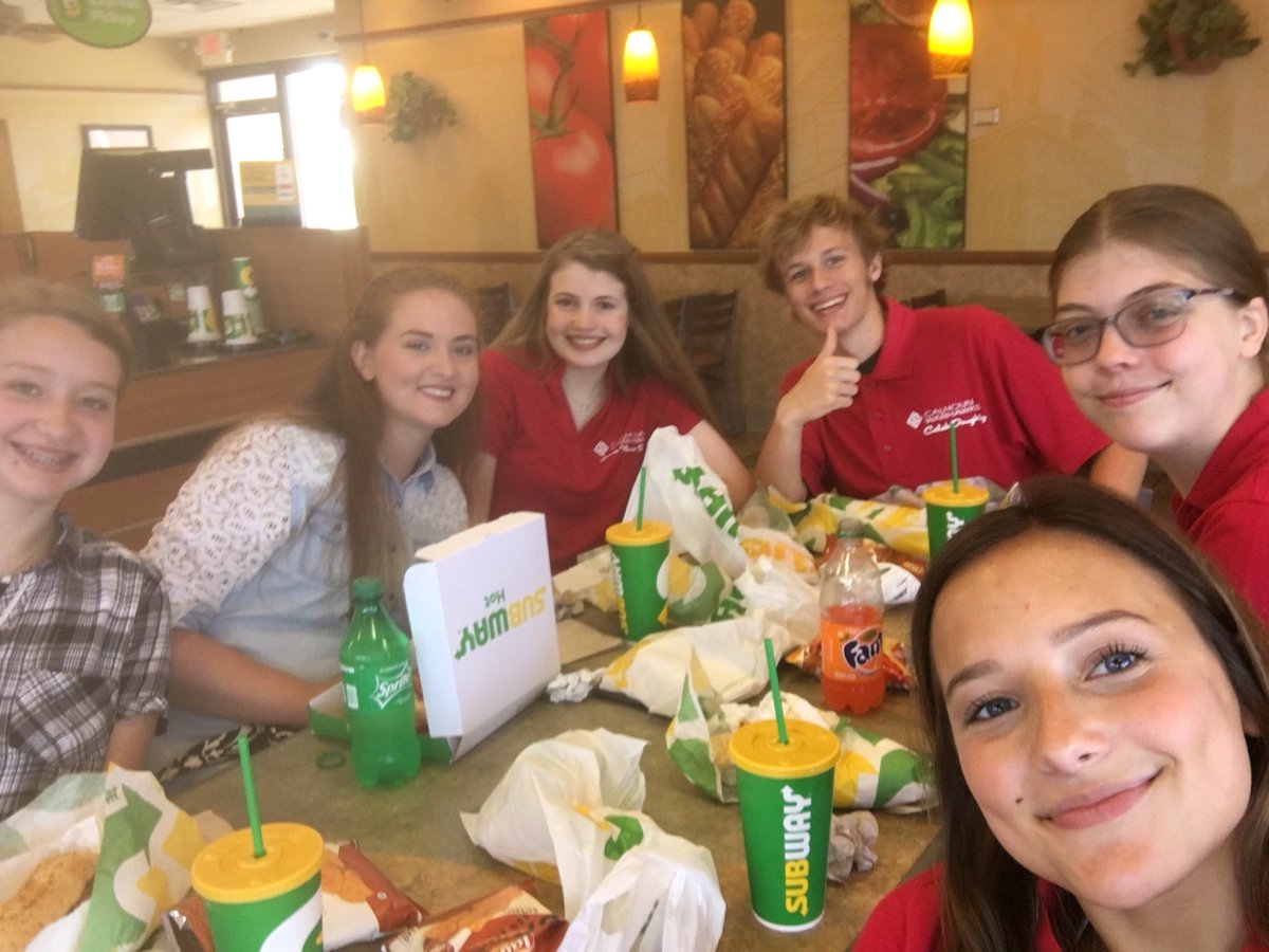 calhounwarhawks's tweet photo. Grabbing subway after Picture Day! #cccambassadors #calhounwarhawkambassadors https://t.co/xgSumEiG3V