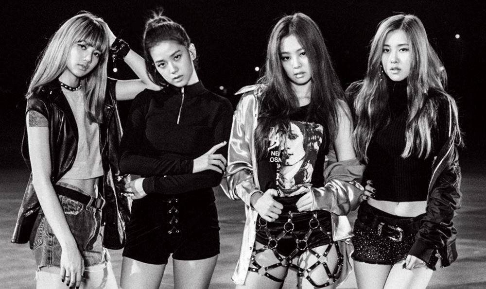 KooksLimpWrist's tweet photo. Happy three year anniversary to the first kpop group I ever stanned 🥺 I'll always have a soft spot and place in my heart for these four girls. I discovered them at one of the lowest points in my life, and I thank them for helping me out of it 💞 #ThreeYearsWithBLACKPINK https://t.co/u8nLndf8WO