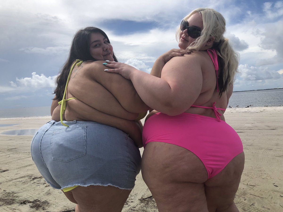 Cuties in neon bikinis @Olivia_Jaide #bbw #ssbbw.