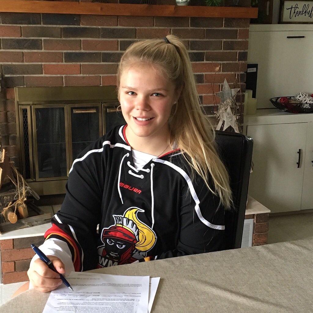 It’s a great day for this new Steeler!Welcome to Jenslyn Wallan!  Great new addition to the 2019/20 forward line up for the PWM Steelers!  🏒🥅🏒🥅
