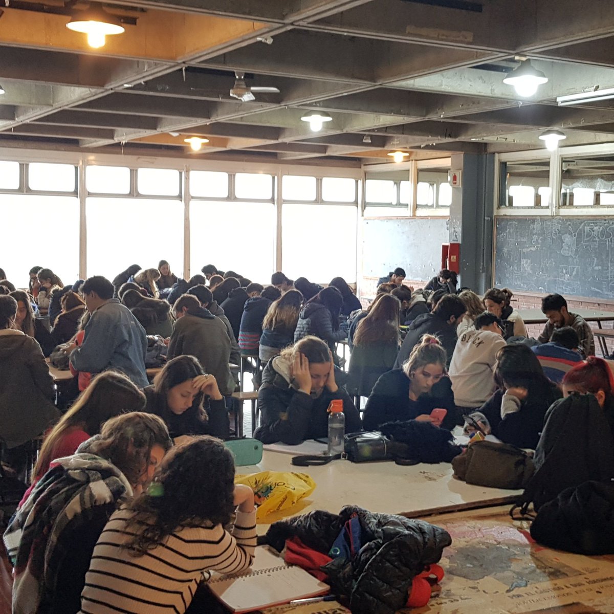 maxovelazquez's tweet image. Arrancamos el segundo cuatrimestre #com1 #devalle #fadu #uba