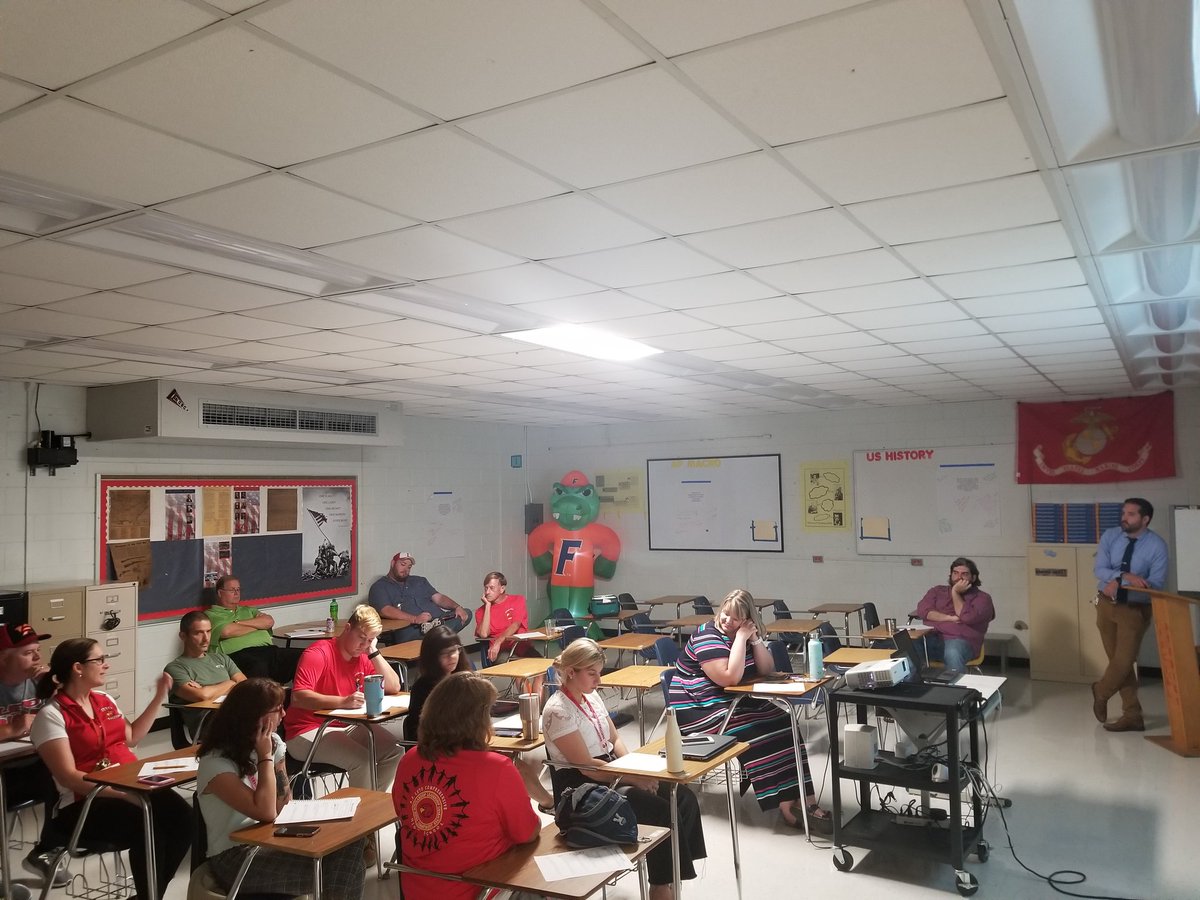 Social Studies rocking out some deep WICOR understanding!. <a href="/HCPSArea2/">HCPS Area 2</a> @LHSMcCoy @LHSKleinTime