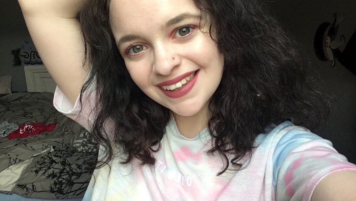 satansvato's tweet photo. Hi, my name is Saoirse. I’m 20 years old and I suffer from BPD, anxiety and an eating disorder. My mental illness does not make me dangerous. I wouldn’t hurt anyone. 

Mental illness isn’t the problem. Gun control is. 

#IAmNotDangerous @CaraLisette https://t.co/qpWmCwVgCi