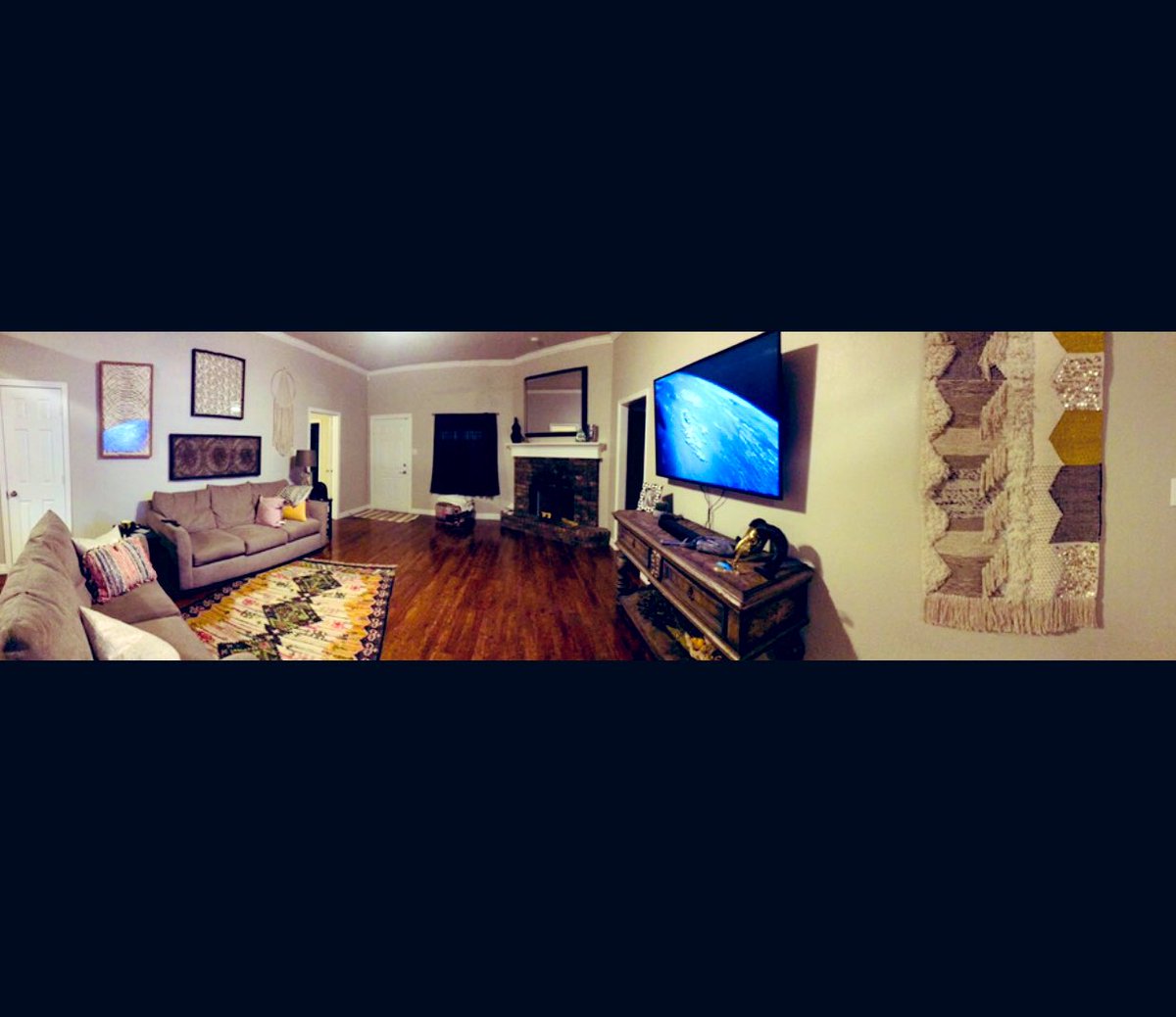 MayciBednarz's tweet photo. I bought a house in July and I am in NEED of another ROOMIE!!! This house is located close to 4th &amp; Milwaukee and super quick to get to Tech Campus! Please message me if interested and spread the word! 💕🌸 https://t.co/Xb6Si4vNqY