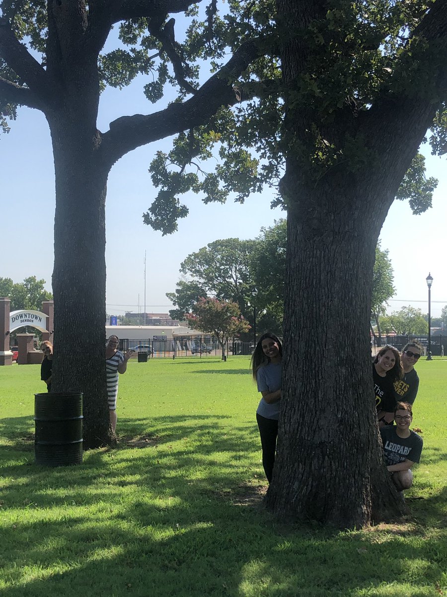 BaxleyLexi's tweet photo. No more time to hide from the first day of school. 😨 #LamarLeopards @DISDLearns https://t.co/4VPxGEXgIt