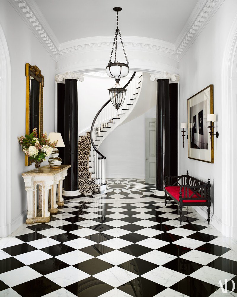CromosHn's tweet photo. Classic black &amp; white 🖤⁣
Si deseas agregar estos colores a un espacio de tu hogar, no olvides mirar hacia abajo. Este combi hace un gran impacto en el piso, ya sea que te decidas por un simole tablero de ajedrez ♟ o un motivo más complejo 🎹✨⁣ https://t.co/QeTk1YdlhI