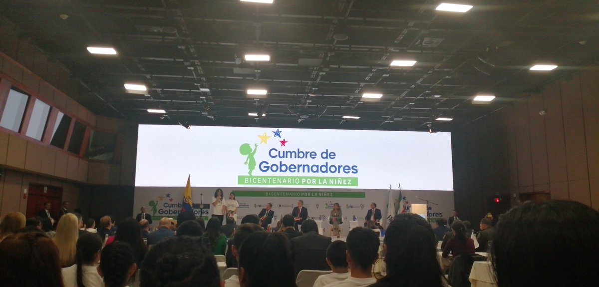 PAUREINA's tweet photo. Educación, salud, cultura y deporte. Voces de los niños, niñas y adolescentes en #Bicentenario #CumbreBicentenario @infopresidencia "Tú y yo somos importantes" un segundo hogar. Su alternativa para desarrollo integral♥️ https://t.co/Y9OcEZtnKk
