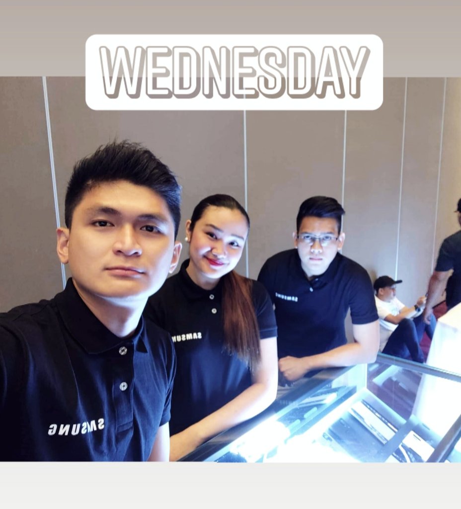 iamtrishasena's tweet photo. Samsung Galaxy Note 10 "Da Vinci" Local Unpacked 💙 #werkmode #eventdone https://t.co/NORLmKd4i5
