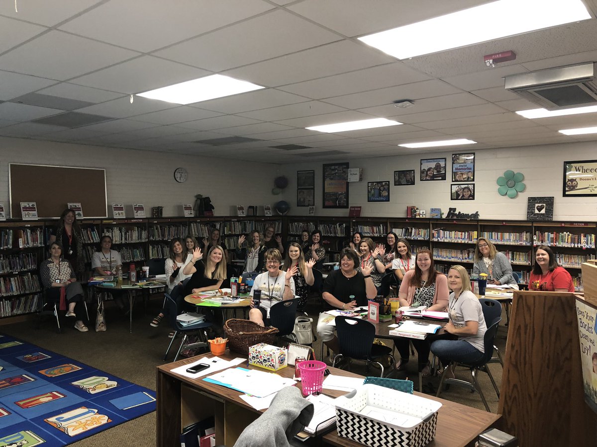 dcbrac's tweet photo. #RSD Dwight Elementary working on the work for students &amp; their learning. https://t.co/jbaQrV0UTV