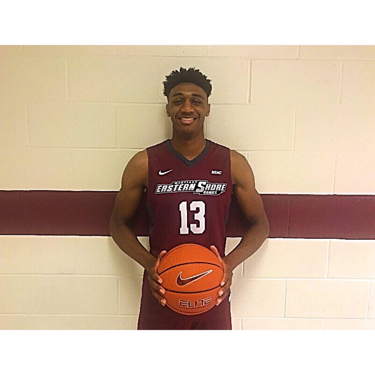 HoopsMDC's tweet photo. Congrats to 6’6 Wing 🇨🇦@JahmalWright for signing D1 with @ESHawksHoops‼️Jahmal is the 5th @HoopsMDC player to sign D1 in 2019 class!

@VerbalCommits @JucoRecruiting @JUCOadvocate @JucoOffers @JUCOShowcase @JUCORegionVIII @JucoReport @DirtySouthJuco @305Hoops @Hoop_MIA @zsmart3 https://t.co/40L9dG7gaC