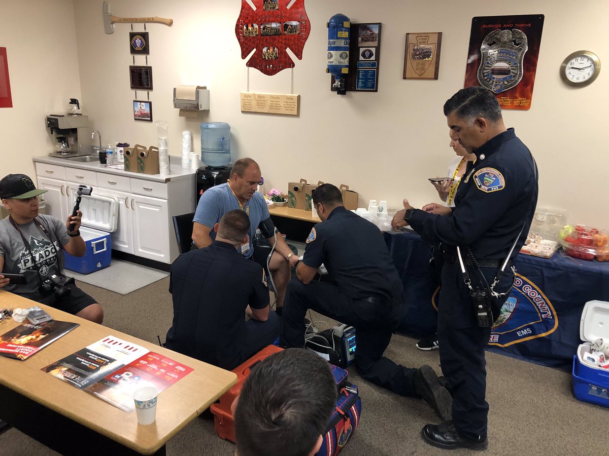 SBCOUNTYFIRE's tweet photo. One of the most time-critical medical emergencies is a heart attack. FFs &amp; PMs are trained to deliver immediate care. Cardiac emergencies are still the number 1 killer of people in the US, claiming more than 1,000 vics daily. TY Supv @curthagman for being our volunteer patient! https://t.co/CK73pDj5QT