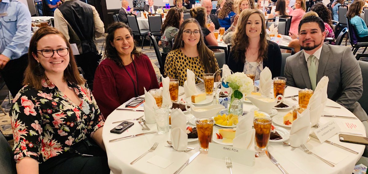 leadlearnerRS's tweet image. Welcome new ⁦@whitgiraffes⁩ staff! #launchthefuture