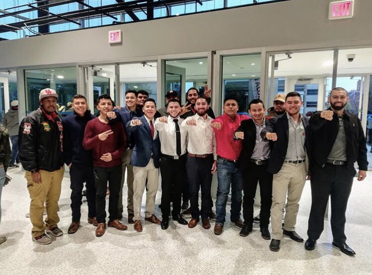 PiTownKnights's tweet image. The word is that it’s 8/7 day! 
🛡⚔️🐧@KDChi_UH #87FamFollowTrain #ODPhi #KDChi #UH