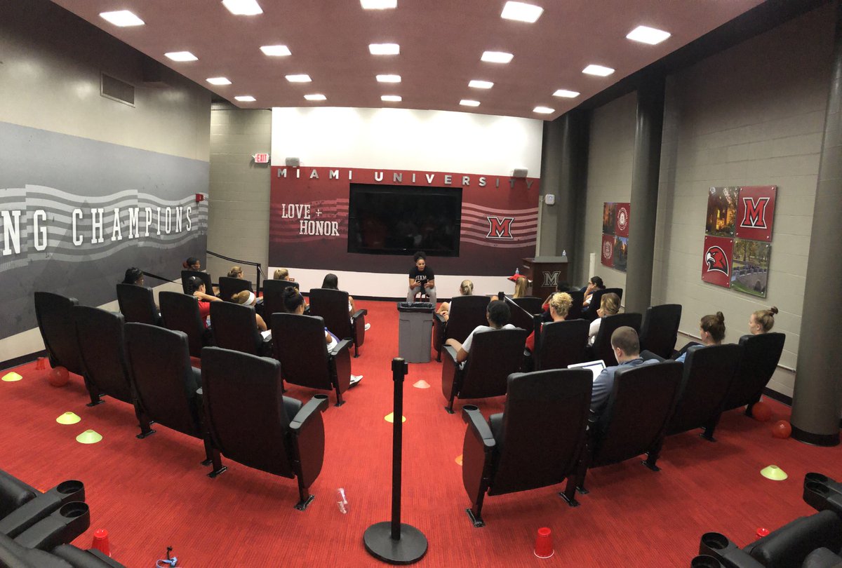 MiamiOH_WBB's tweet photo. A look at our first Team Building Day with the squad. Core Value #1: Trust - To accomplish anything, there must be some form of trust involved! #GettingStrongerDaily
๐ช๐ฆ
๐ดโซ๏ธโช๏ธ https://t.co/ePBbopiRw9