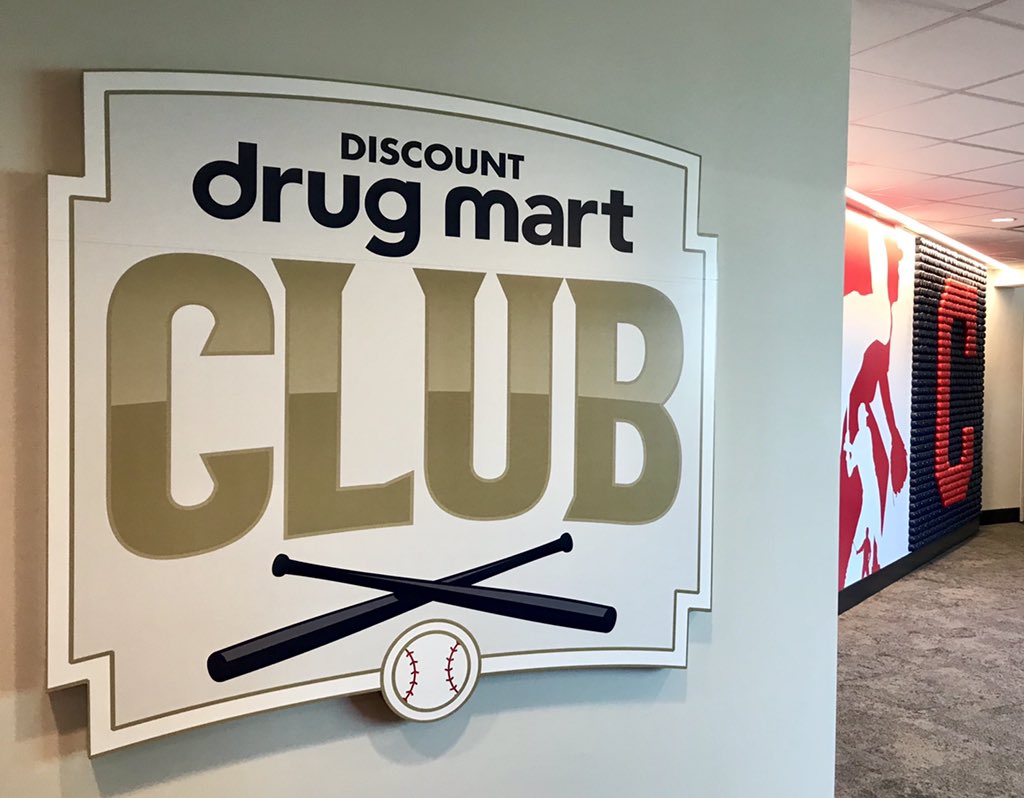 ‼️Special giveaway‼️

We were just given four club level tickets to give away for the doubleheader! 🤗

Rules:
1. Must retweet this tweet!
2. Must be following!

Winner will be chosen at 1:45 p.m. so you have a chance to catch some first game action! ⚾️⚾️⚾️

#LetsEatCleveland