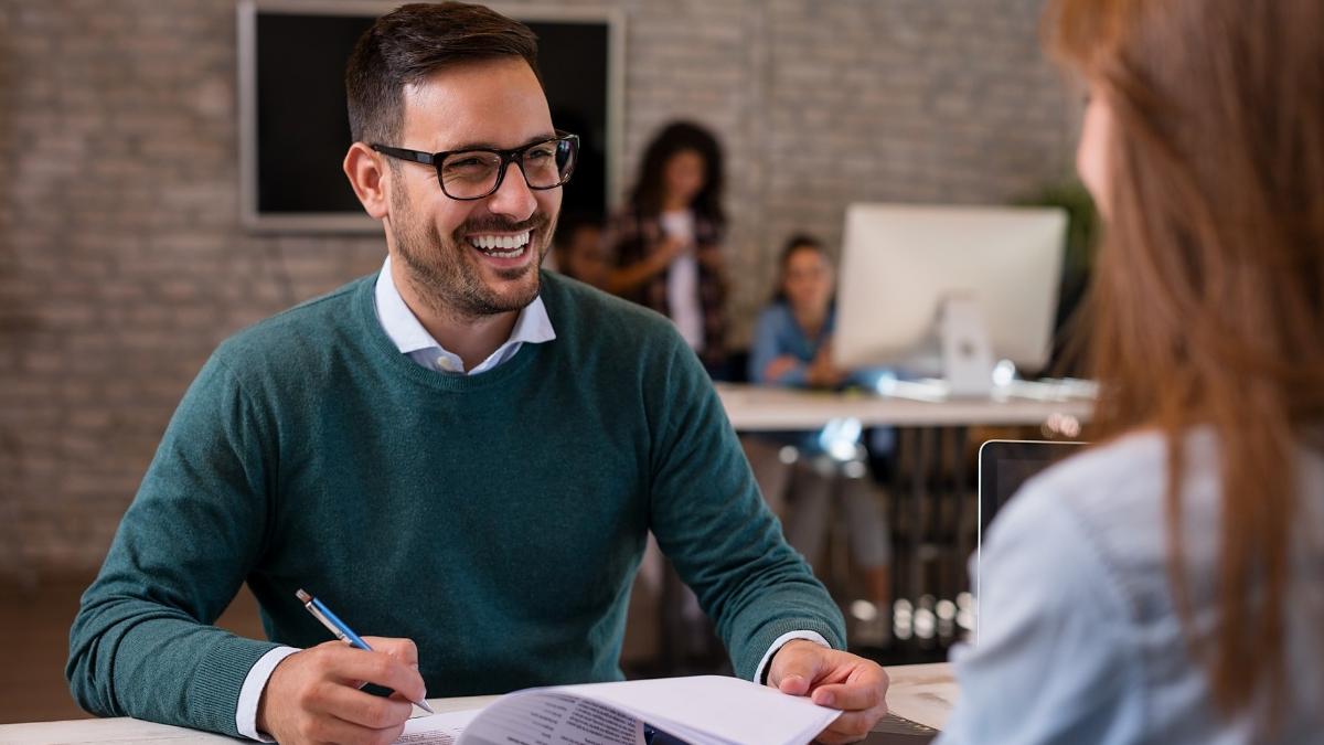 helloOrloES's tweet photo. A continuación, le indicamos cómo maximizar las redes sociales en su proceso de contratación para atraer el mejor talento a su negocio: 😉 https://t.co/YtrBXQqcQz  #Recruitment #RRHH @michaelpage_es  @HaysEspana @Randstad_es  @MercuriUrval @ExperisES  @adecco_es ☺️ https://t.co/2vteGDBZli