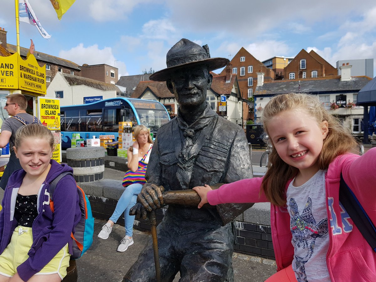 23rd Bromley Brownies tweet media