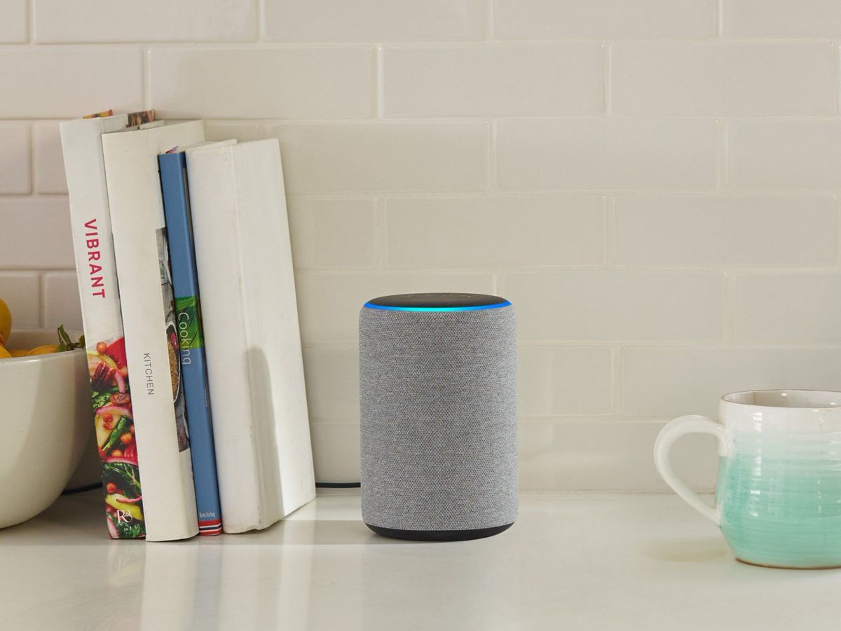 thedavedev's tweet photo. "Alexa, speak slower!" --> Amazon introduces #Alexa speed controls, letting users determine how quickly voice assistant talks https://t.co/GqN5uAfWeu #VoiceFirst https://t.co/rZ3b152cq1