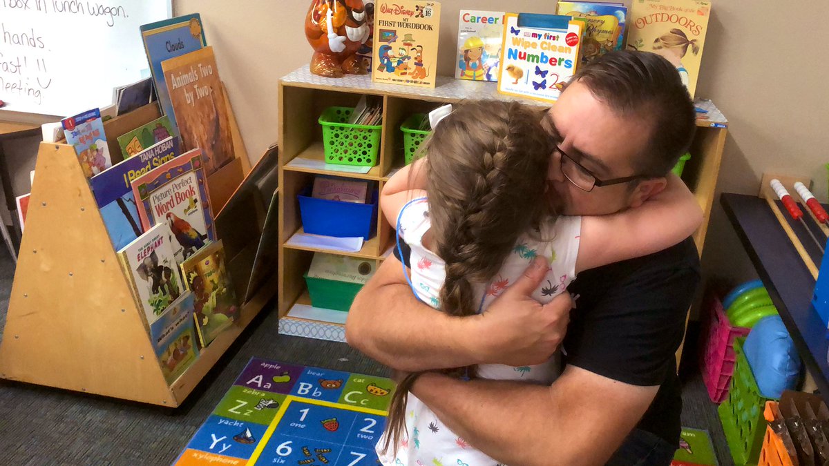FraddysLife's tweet photo. Today we dropped my first born off at school for the first time. What an emotional day. #daddyslittlegirl #backtoschool #fraddyslife #kids #mybaby #firstdayofschool #cute #Kindergarten #smile #dadlife #Unbelievable #kindergardener #Kindergartener #Kindergarten https://t.co/GBcLXKDQR7