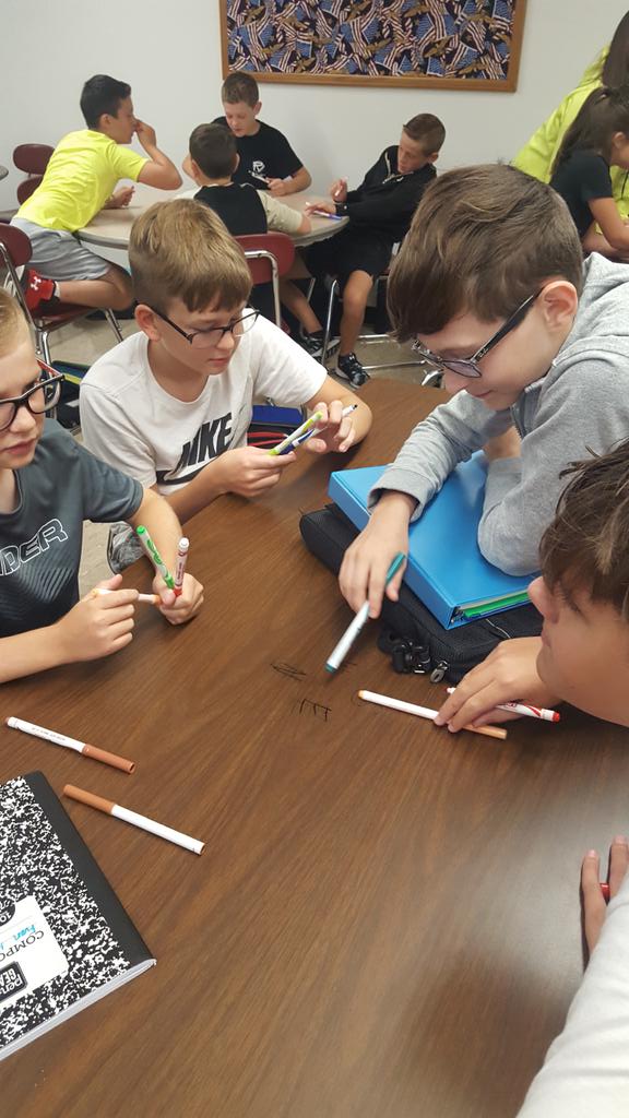 calmat50's tweet photo. Draw the world map. #tablegraffiti #practiceisfun #WeRrossville @terrylthompson6 @RossvilleSchool https://t.co/EzQHA7rPAM