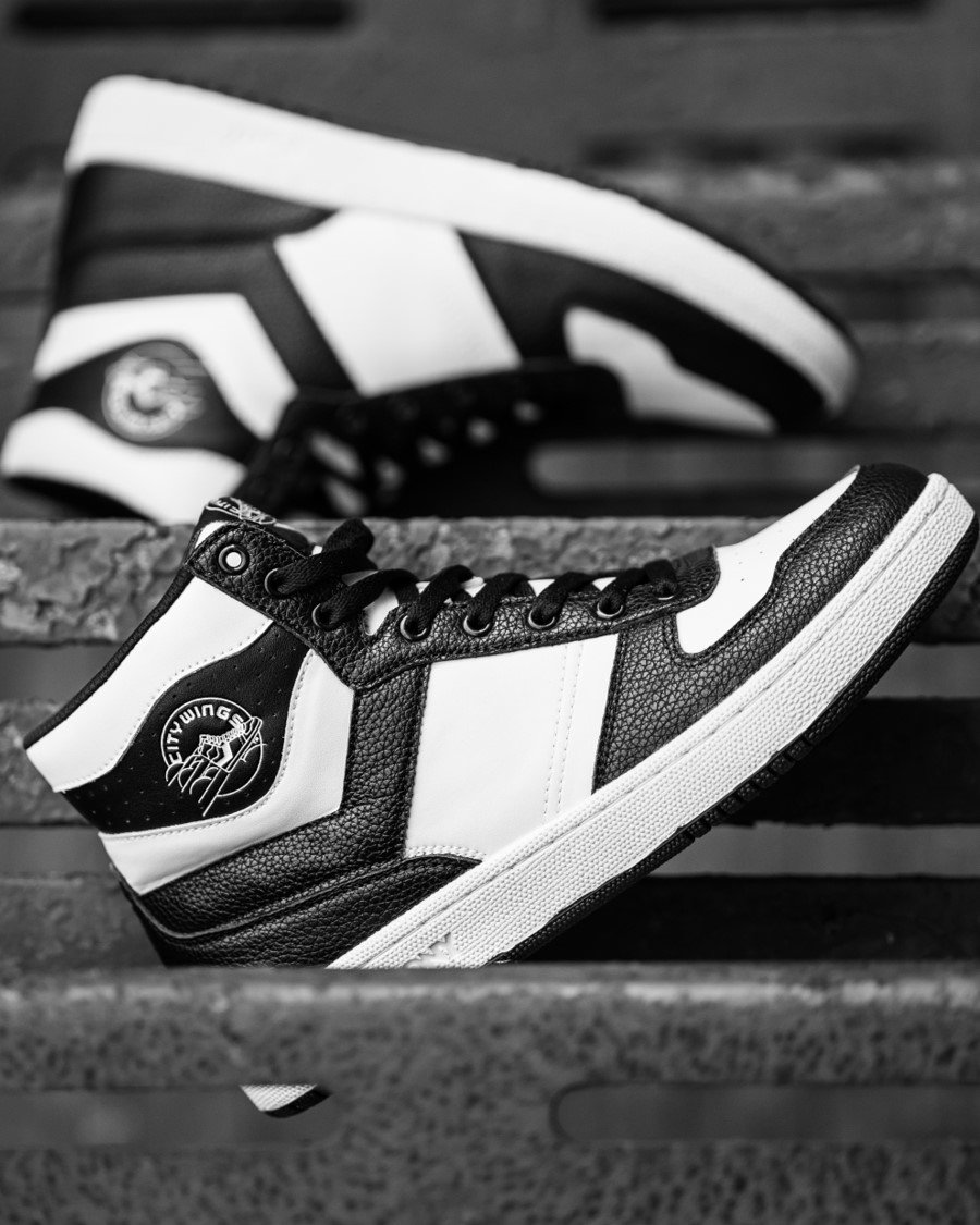 Kickback in the City Wings made for the streets. 
Shop via link in bio.  
#ProductofNewYork #CityWings