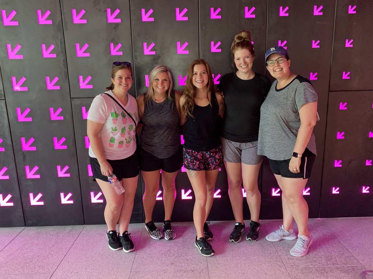 Work friends are the best friends! 
💜🧡💚🧡🧡 #gmsbrave <a href="/GRISHAM_MS/">Grisham MS</a>