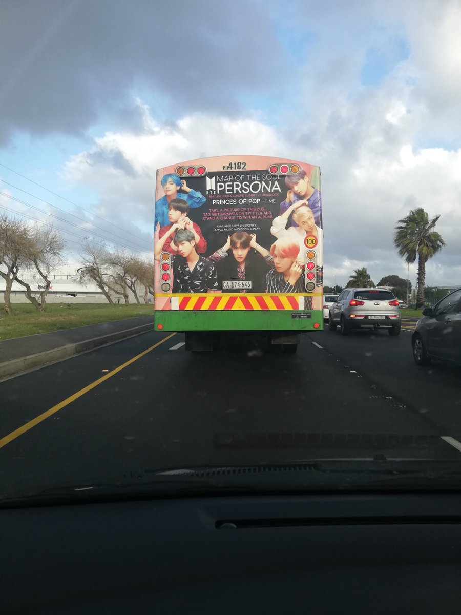 querytale's tweet image. #btsarmyza I saw the buussssss😁😁😁😁👀👀👀👀😊😊😊🤗🤗🤗😍😍😍😬😬😬