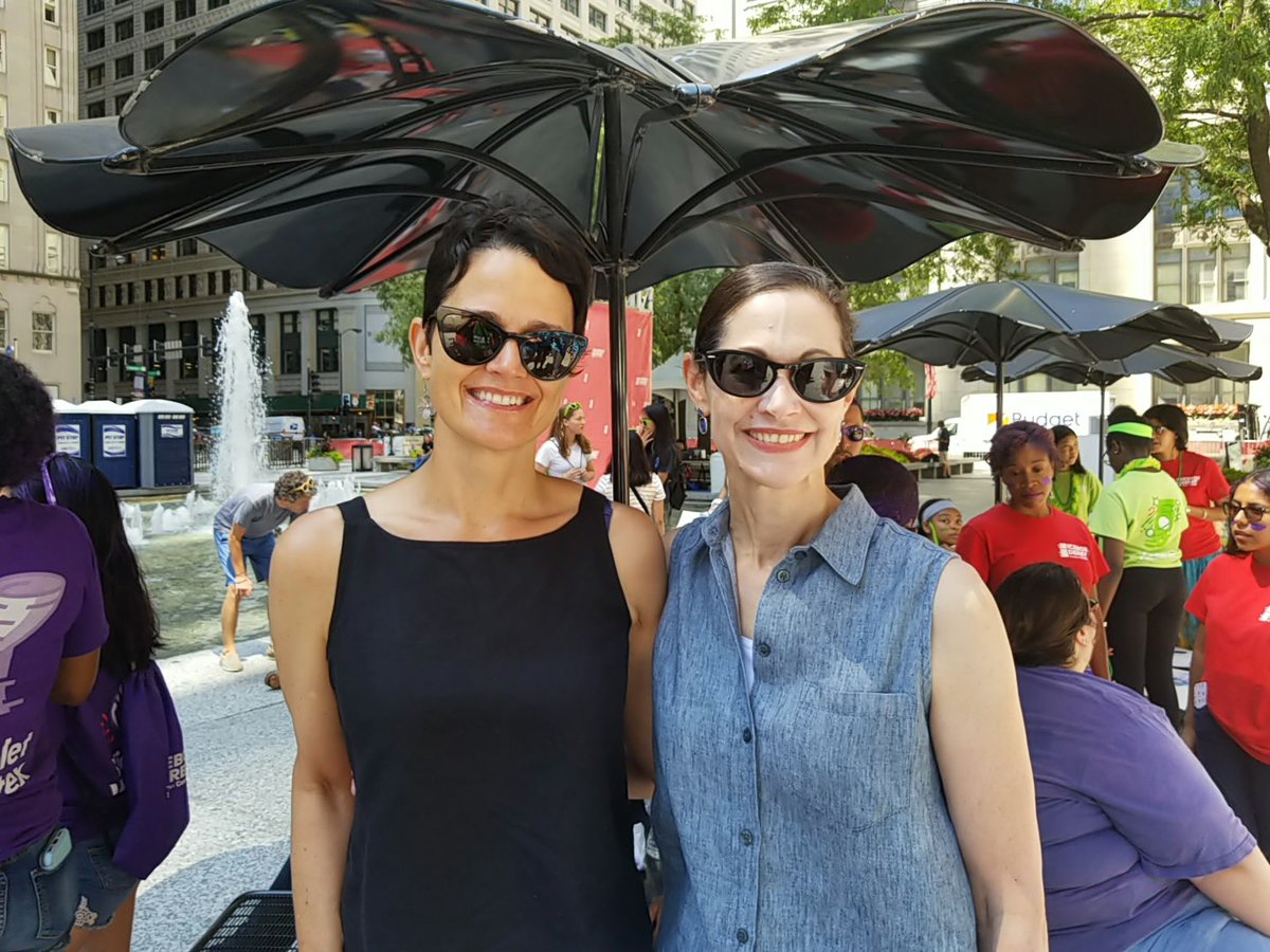 mariaprama's tweet photo. Enjoying the Icebox Derby In Daley Plaza with my sister Anne, who pioneered the event. It brings girls into STEMβthey build and race solar powered cars made out of recycled refrigerators! #climategoals #WomenInSTEM #iceboxderby https://t.co/HjOVzQTjzU