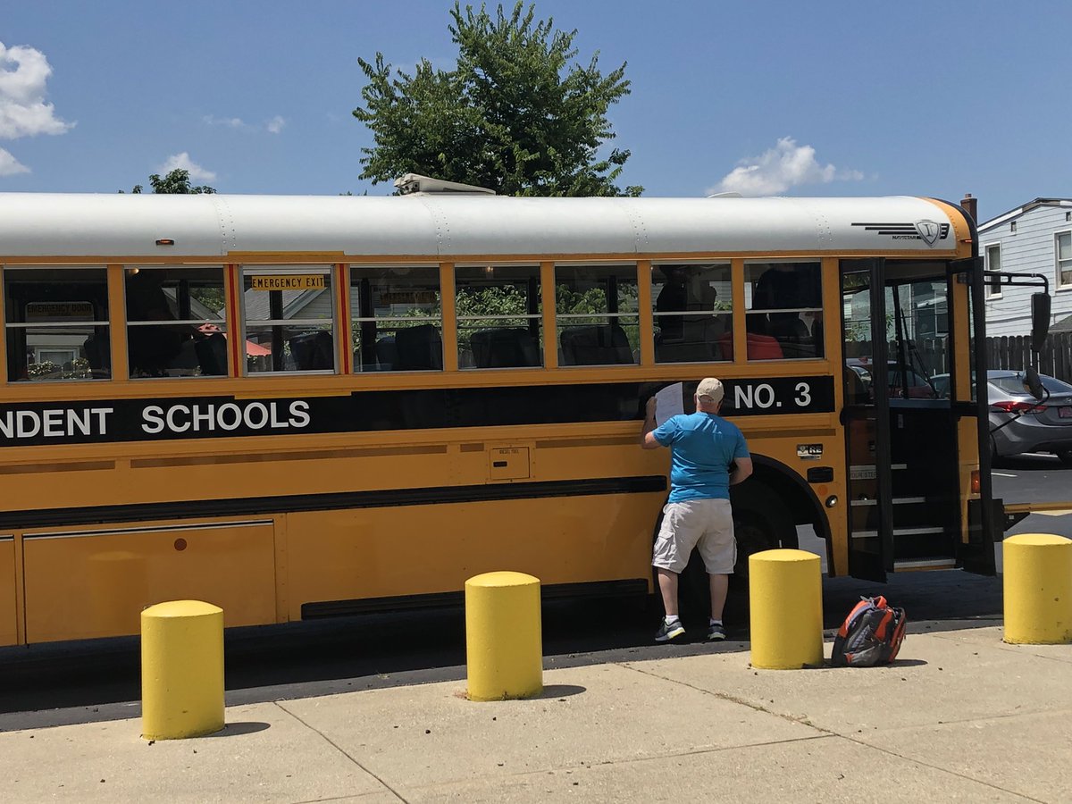 tim_wildcats's tweet photo. 8 Hour Update training for Newport Transportation Dept. Thanks to Dusty Galloway for assisting with training again this year. https://t.co/lom1fZ4Cxc