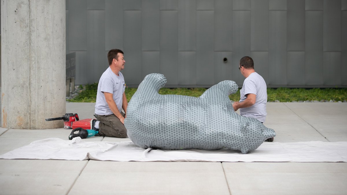MissouriState's tweet photo. Coming soon: More bear statues on campus. #GoMaroon 👀 https://t.co/USeQZxjWif
