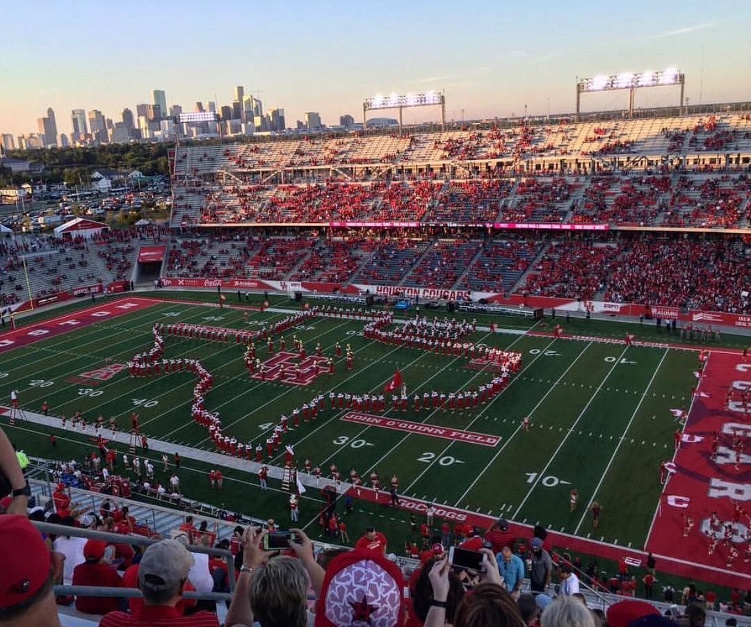 WelcomeWilson's tweet photo. Coogs House! #houston #texas #business #motivational #success #celebrity #realestate #inspirational #welcomegroup #realestatedeveloper #universityofhouston #welcomewilsonsr #uh #entrepreneurship #entrepreneur #businessman #realestateinvesting #motivate #goals #ambition https://t.co/kft4fb1RE1