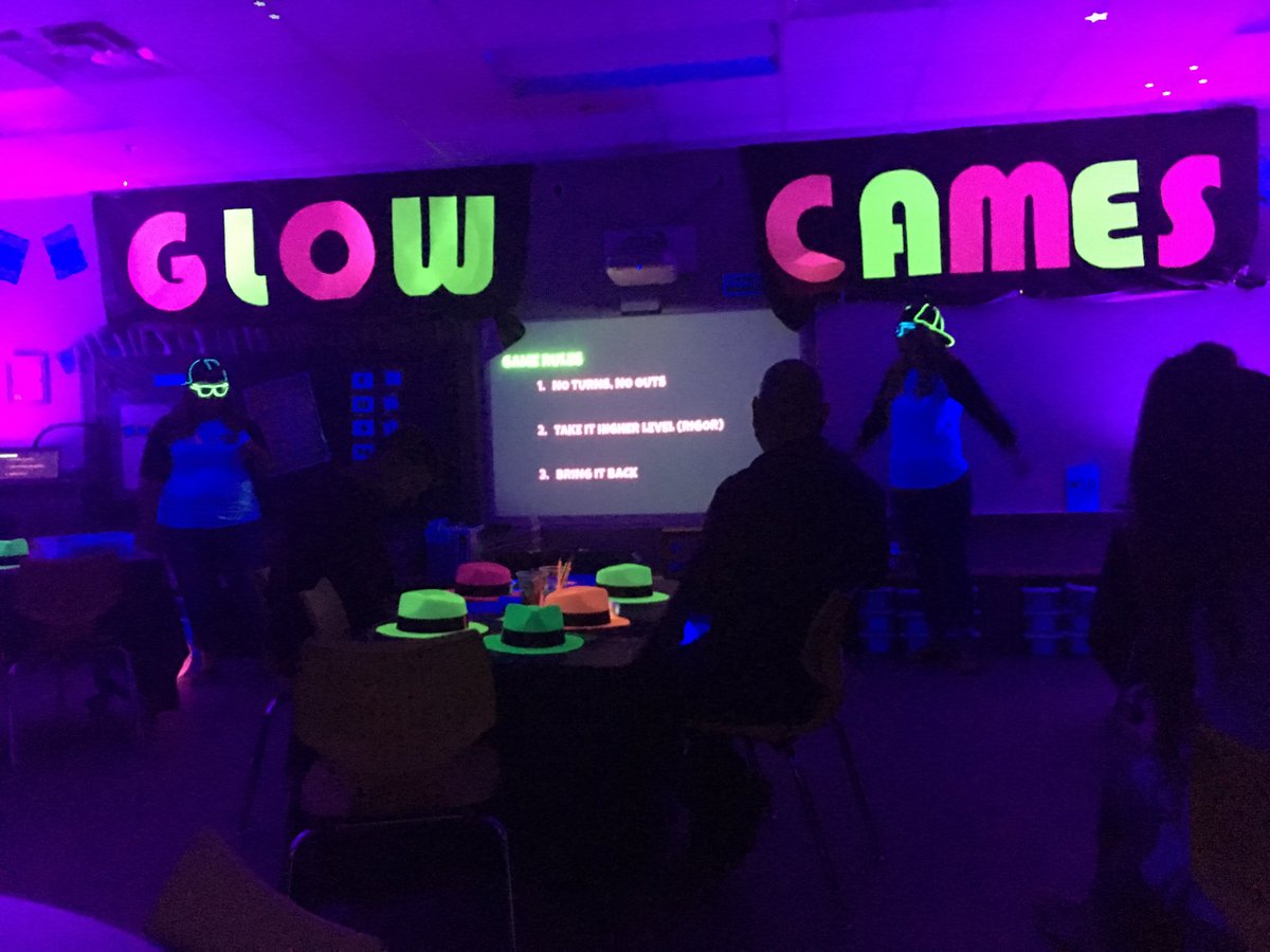 ChismLadonna's tweet photo. #glowgamesatwest https://t.co/NEPKRoPcgz