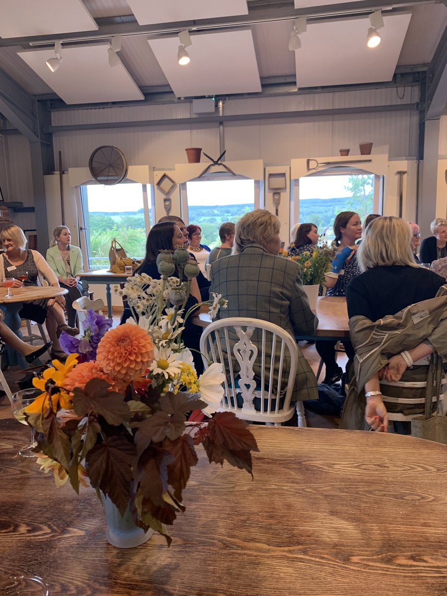 So lovely to be back at <a href="/cantraybridge_/">CantraybridgeCollege</a> for this year’s summer barbecue! 🍔🍗🥗