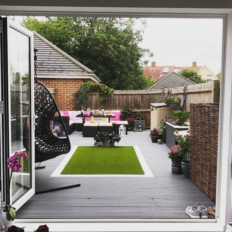 hscarpbuildltd's tweet photo. Finished article of the decking project we carried out in #stalbans #loveyourgarden #hscarpentrybuildingltd #carpentry #building #extensions #garageconversion #loftconversion #eastlondon #essex #fmb  #refurbishment  @Checkatrade @fmbuilders @TrustMarkUK @JoeyEssex_ @FrankieEssex https://t.co/392OsPNENj