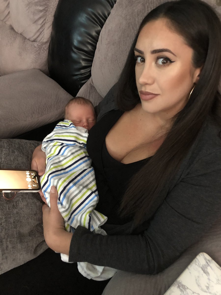 melissadersa's tweet photo. Nothing like the feeling of being a first time grandmother #Dunyamylive#babyluca https://t.co/fZOKRhdgZ2