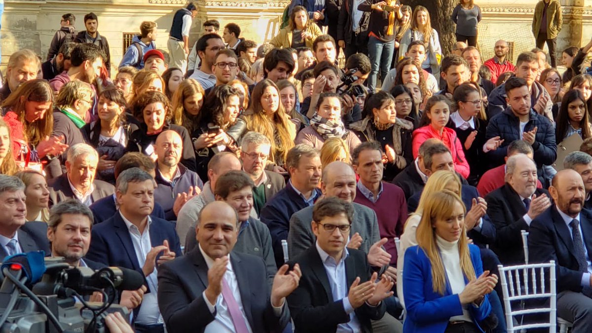 RicardoWellbach's tweet photo. Documento firmado con @alferdez:
1)Reparación histórica de recursos financieros
2)Conclusión de la autovia de la ruta 14
3)Continuidad de la Autovia de la ruta 12 
4)Concreción del gasoducto
5)Sistema impositivo diferenciado p prov. de frontera 
COMPROMISO FEDERAL POR MISIONES 🇦🇷 https://t.co/oMxy5KwYd4