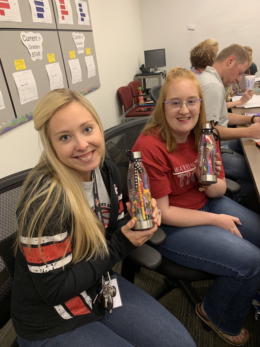 MrsSommerWMS's tweet photo. WMS welcomed our new teachers today with fun, fellowship, and first day facts! This is group is on their way to helping #WMSLevelUp. #TigersWMS #WMSTigersPD https://t.co/wxCwfPluHY