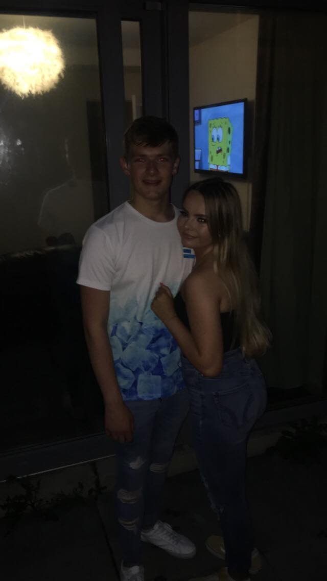 cody14x's tweet photo. happy birthday @emz_xoxox_ hope u hav the best day xx https://t.co/l8nqTNPst3