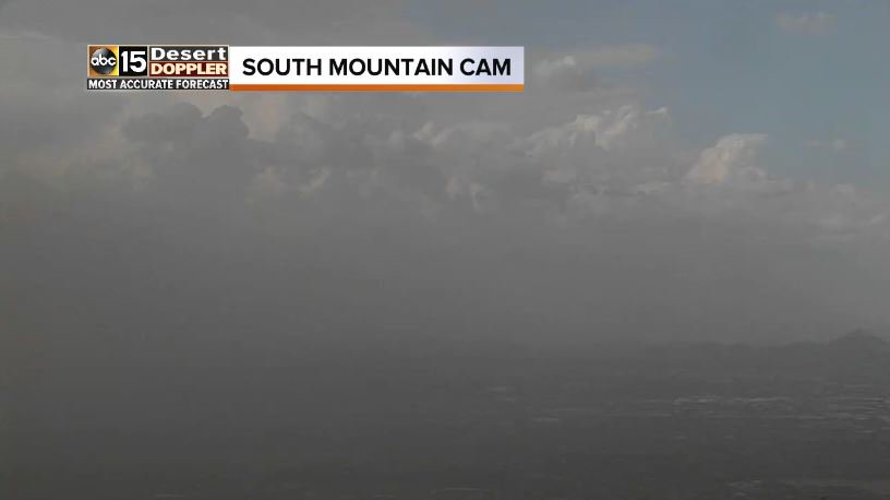 AmberSullins's tweet photo. Downtown #Phoenix disappearing in the dust.

Another Dust Storm Advisory issued for Central Phoenix metro now. In effect until 5:15 p.m.

Dust is headed east. Gusts could hit 40 mph. 

#abc15wx #azwx https://t.co/p7kAacLyVm