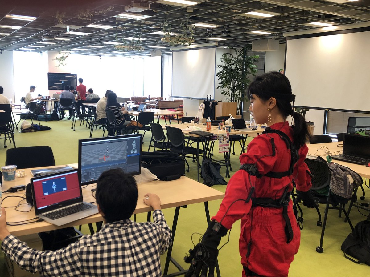 anagakucreator's tweet photo. 7月に参加させていただいた #VTuber ハッカソン東京大会のレポート記事です❗️
#東京アナウンス学院 からは「やはぎダンシングクラブ」とチーム「Saezuri」に参加しました🙌
大会の様子全体がわかりますので、ぜひぜひご覧ください〜👍
#芸能バラエティ科
#放送声優科
#VTuberHack
#VTuberHackTokyo https://t.co/CPMj4jPvKc