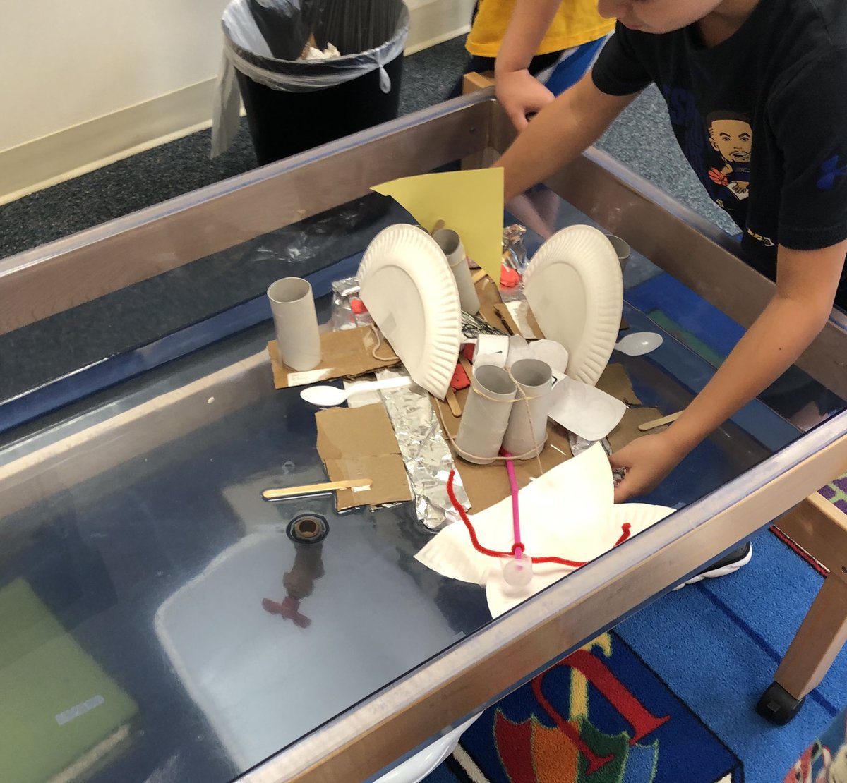 MBaiseyFCPS's tweet photo. @ThurmontPrimary Engineers enjoying their work with @readingyoder testing and revising their Gingerbread boat designs to ensure they float. #CreativeCougars #DetailDetectives https://t.co/b0bfzjXaZ0
